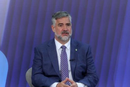 Pimenta vê “retaguarda” a terrorista e afirma que anistia neste momento é estimular impunidade