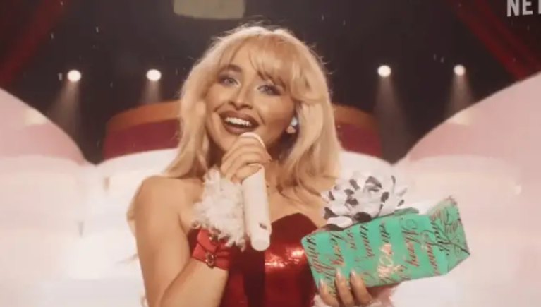 Sabrina Carpenter divulga trailer de seu especial de Natal Sabrina Carpenter divulga trailer de seu especial de Natal
