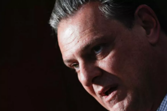 Ministro critica Carrefour por suspensão de carnes do Mercosul e apoia boicote dos frigoríficos