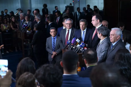 Câmara e Senado devem votar corte de gastos antes do recesso, diz Pacheco