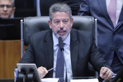 Lira cita “boa vontade” com corte de gastos, mas fala em “aprimorar”