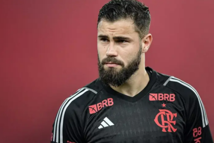 Flamengo corre para renovar com campeão da Copa do Brasil com Filipe Luis após sondagens da Europa