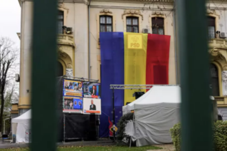 UE determina que TikTok congele dados sobre eleições na Romênia