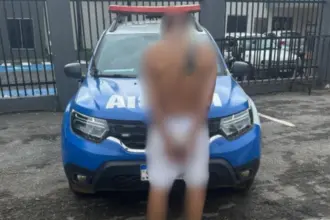 Homem é preso após agredir violentamente e ameaçar companheira no Bairro Muniz Falcão