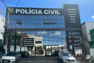 Polícia prende homem por homicídio qualificado consumado e tentativa de homicídio contra uma mulher e uma criança na zona rural de Luziânia