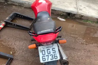 Veículo com placa de Anápolis é recuperado pela Polícia Militar em Goianésia