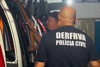 Polícia prende investigado por roubar veículo em meio a briga entre torcidas organizadas