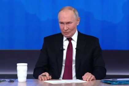 Trump afirma que guerra na Ucrânia pode acabar com queda no preço do petróleo