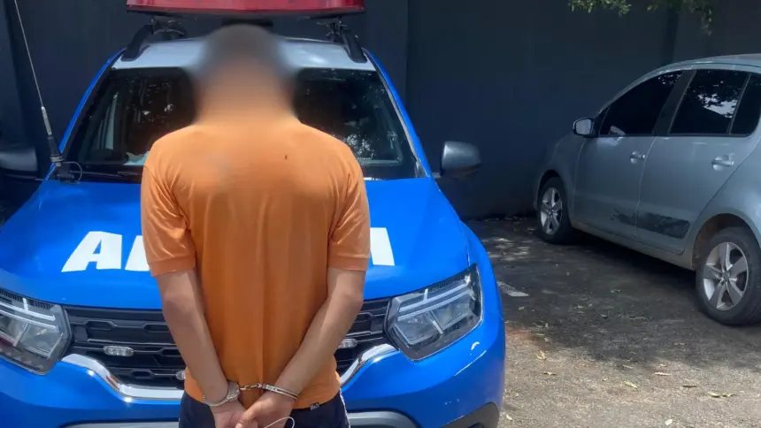 Após furtar em loja no Bairro Dona Fíica, homem é detido por policial de folga