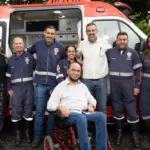 Em apenas 16 dias de gestão, Renato de Castro entrega ambulância nova para atender a saúde de Goianésia