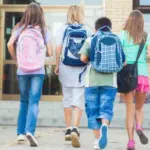 Fim das férias: Aulas retornam nesta segunda-feira