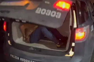 Foragido da justiça com extensa ficha criminal e que tentou atropelar policiais é capturado