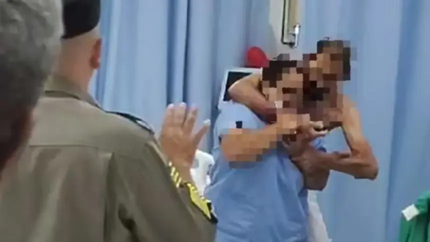 Homem em surto faz refém em hospital de Morrinhos e acaba morto durante intervenção policial Homem em surto faz refém em hospital de Morrinhos e acaba morto durante intervenção policial