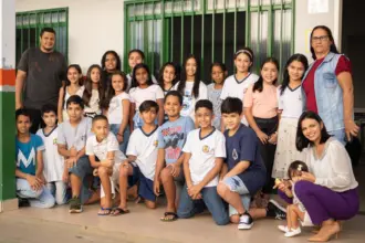 Prefeito Renato de Castro e secretário de Educação prestigiam volta às aulas na Escola Luiz de Oliveira