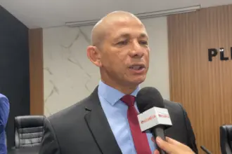 Sargento Santos assume cadeira na Câmara Municipal de Goianésia