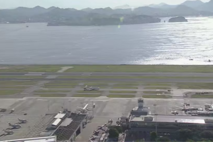 Avião da Latam Arremete para Desviar de Embarcação no Santos Dumont