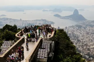 Brasil recebeu 1,4 milhão de turistas internacionais, em janeiro; maior marca para o mês desde 1970