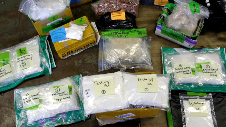 Fentanil nos EUA: Como a droga citada por Trump influencia políticas tarifárias