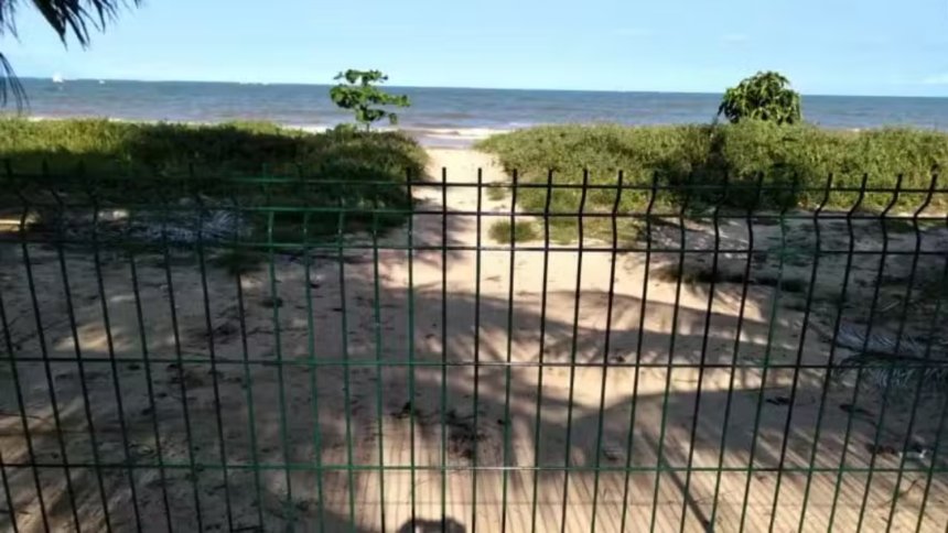 Condomínio de Luxo em Alagoas Restringe Acesso à Praia e Gera Investigação