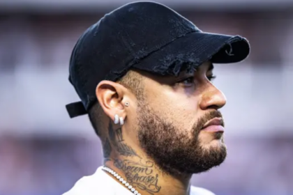 Neymar marca golaço em treino do Santos e empolga torcedores