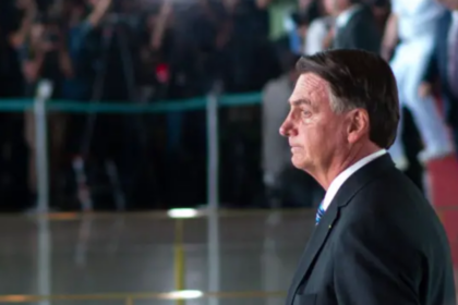 STF Avalia Denúncia contra Jair Bolsonaro por Tentativa de Golpe de Estado em 8 de Janeiro