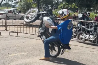 Adrenalina e manobras radicais agitaram o Parque da Lagoa no fim de semana