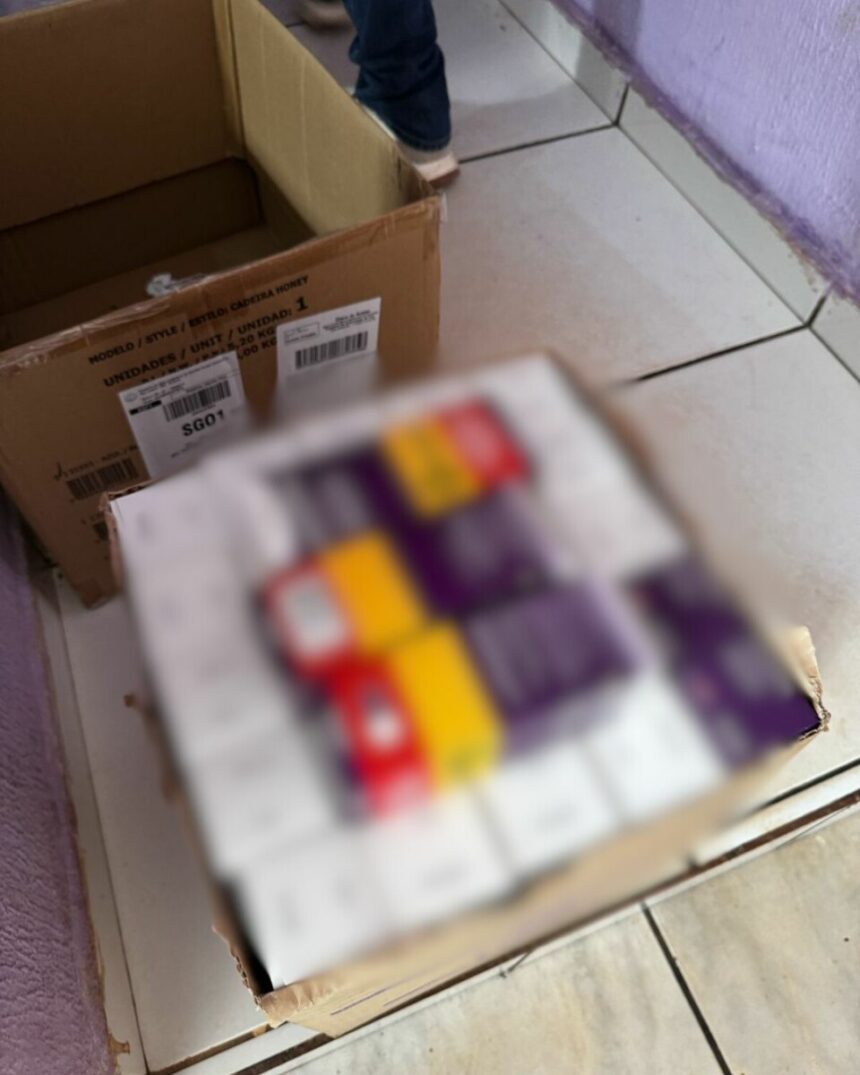 Polícia investiga venda irregular de medicamentos controlados e interdita farmácia Polícia investiga venda irregular de medicamentos controlados e interdita farmácia