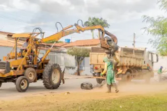 Mutirão da Limpeza avança pelos bairros e reforça combate à dengue em Goianésia