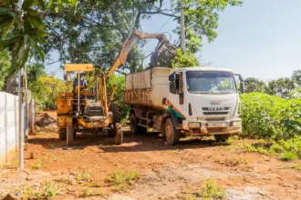 Mutirão da Limpeza reforça combate à dengue no povoado do Morro Branco