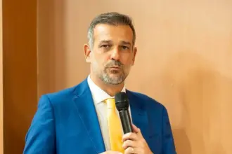 “Valor da dívida deixada na prefeitura daria para construir 700 casas”, revela Renato de Castro