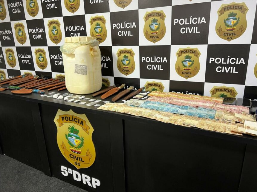 Operação ‘Cutellus’: Polícia Civil desmantela ponto de tráfico em Luziânia