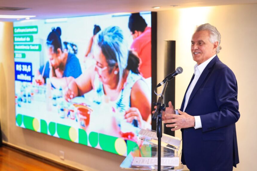 Com repasse de R$ 38 milhões aos municípios, Caiado fortalece apoio a famílias vulneráveis