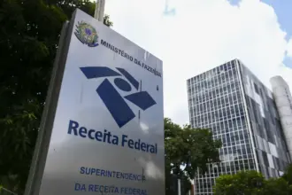 Isenção do Imposto de Renda: 82% dos posts opinativos em redes sociais apoiam a medida; 18% são contra
