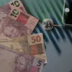 Rendimento domiciliar per capita no Brasil foi de R$ 2.069; confira ranking por estado