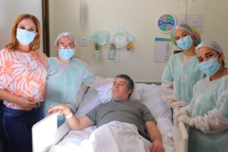 Paciente repatriado recebe tratamento humanizado na UCP do HDS