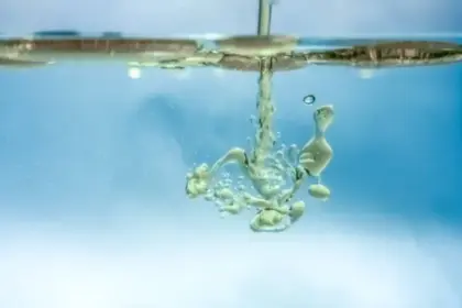 Água: 1 litro de óleo pode poluir até 25 mil litros de água; saiba como descartar corretamente