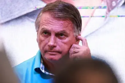 Bolsonaro quer conversar com Moraes ‘ao vivo’ e em ‘canal aberto’ sobre penas do 8 de Janeiro