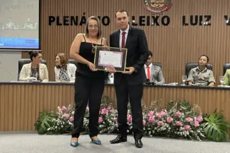 Comenda Maria Lúcia Alves Martins homenageia mulheres em Goianésia