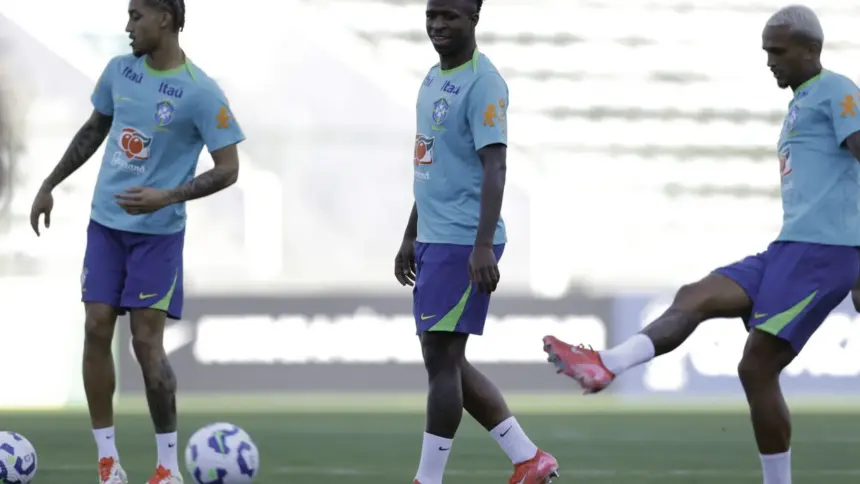 Eliminatórias: Brasil enfrenta Colômbia no Mané Garrincha