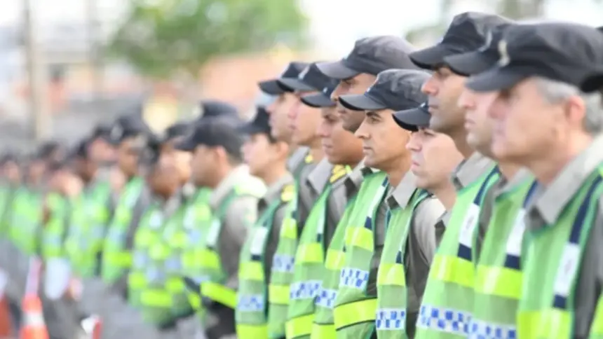 Mais 299 aprovados em concurso público da PM são nomeados