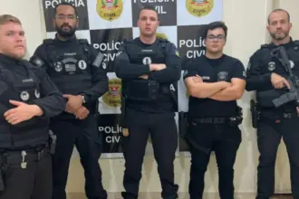 PC cumpre buscas contra homem por extorquir R$ 400 mil de padre