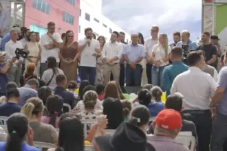 Programa “Deputados Aqui” é realizado com sucesso em Goianésia com diversos serviços à população