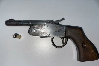 PCGO apreende arma de fogo de fabricação artesanal e munições em Águas Lindas