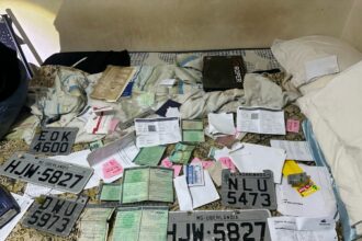 PC cumpre buscas e prende em flagrante investigado por adulteração veicular e falsificação de documentos em Morrinhos