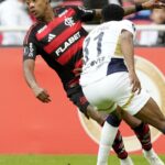 Flamengo empata com LDU e se complica na Libertadores