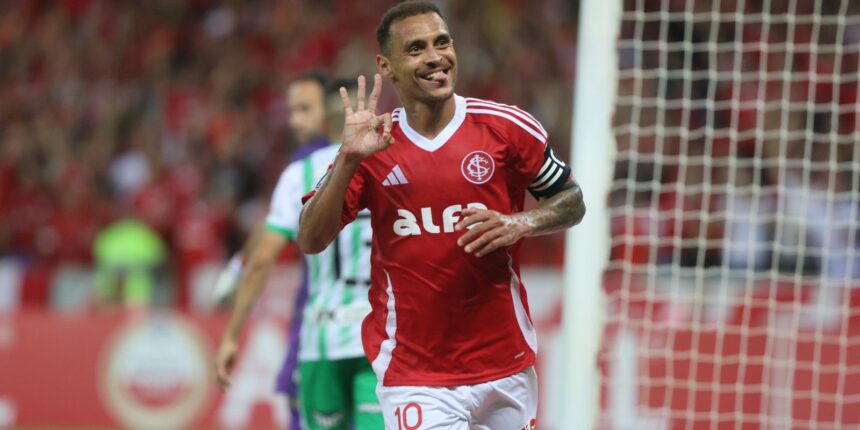 Alan Patrick brilha e Inter supera Atlético Nacional na Libertadores