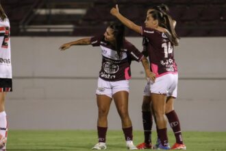 Ferroviária vence e assume liderança do Brasileiro Feminino