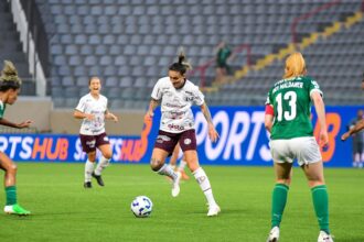 Ferroviária vence para continuar na liderança do Brasileirão feminino