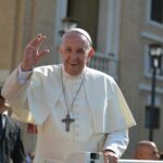 Caiado decreta luto oficial de sete dias pela morte do Papa Francisco