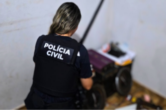 Polícia deflagra operação contra o tráfico de drogas e cumpre mais de 60 medidas judiciais
